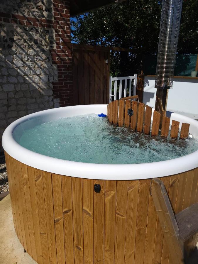 Au Bain Normand : Bain Nordique Et Detente. Goderville Eksteriør bilde